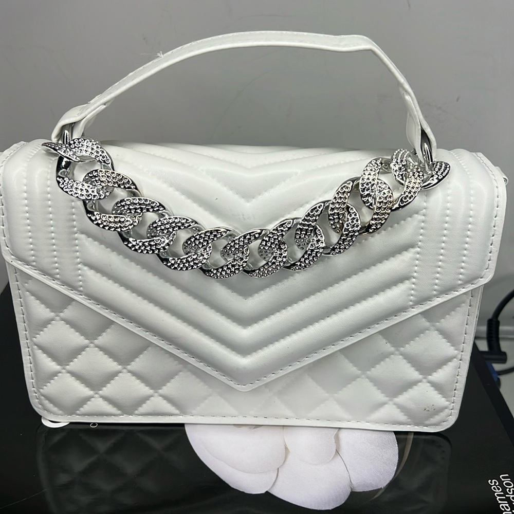 SHEIN Chevron, chain decor, flap square bag